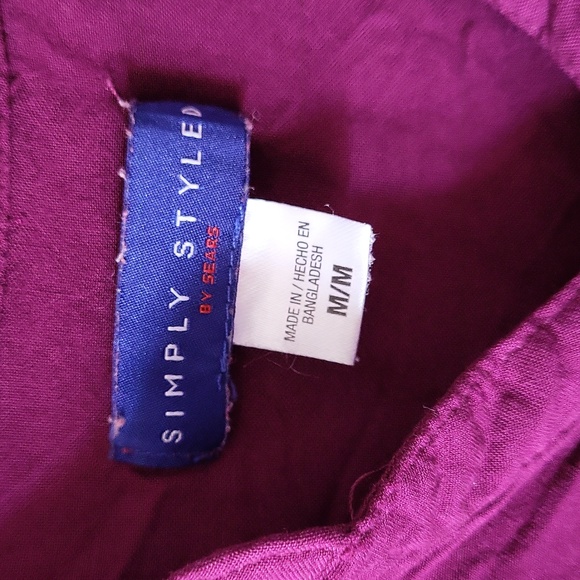 Simply Styled Blouse - Picture 5 of 11